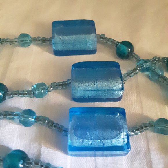 Blue Glass Bead Long Necklace Varid Blue Blue/Green Stones - Picture 5 of 8